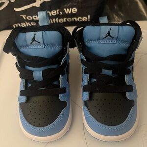 Jordan Kids' Black and Blue Sneakers